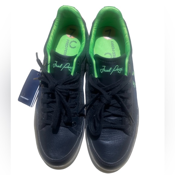 FRED PERRY Retro Tennis Sneakers Shoes B5260 102 Women’s Size 7 - Picture 4 of 7